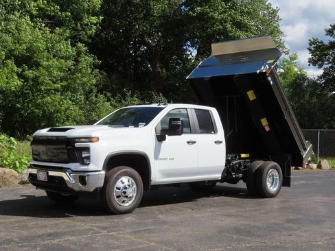 New 2025 Chevrolet Silverado 3500 W/T w/ WT Convenience Package AWD/4WD image 2