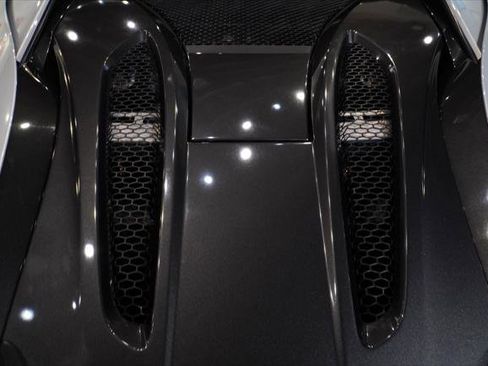 Used 2017 McLaren 570S Coupe image 9