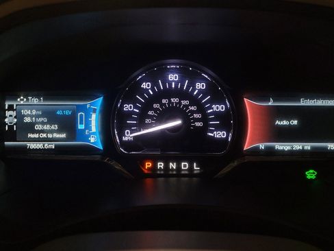 Used 2019 Lincoln MKZ Premiere FWD image 25