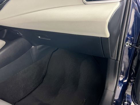 Used 2023 Toyota Corolla LE image 34