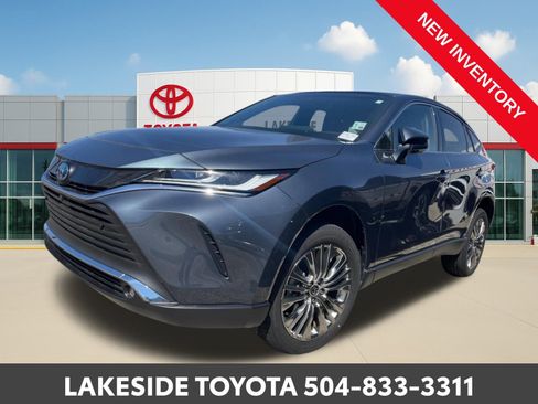 Certified 2024 Toyota Venza Limited image 1