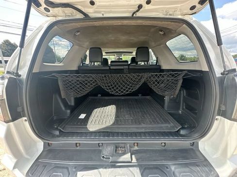Used 2017 Toyota 4Runner SR5 Premium AWD/4WD image 28