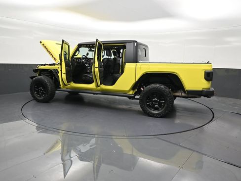 Used 2023 Jeep Gladiator Mojave w/ Cold Weather Group AWD/4WD image 34