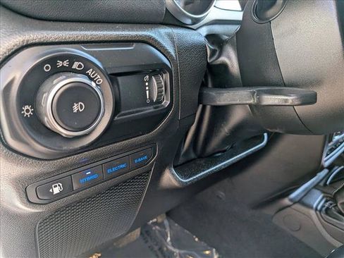 Used 2023 Jeep Wrangler Unlimited Sahara w/ Cold Weather Group AWD/4WD image 16
