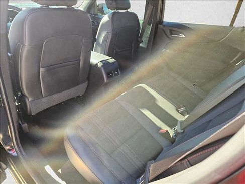 Used 2022 Chevrolet Equinox RS image 11