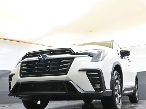 New 2025 Subaru Ascent Limited image 29
