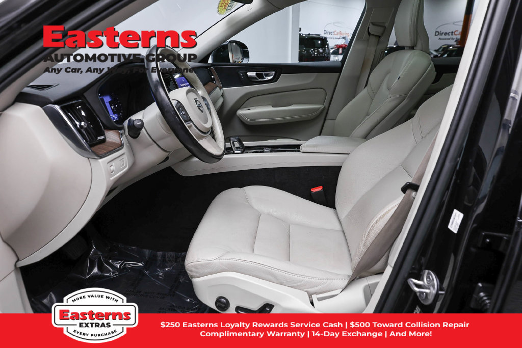 Used 2022 Volvo XC60 B5 Momentum w/ Climate Package AWD/4WD image 15