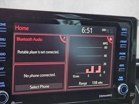 Used 2022 Toyota Corolla SE FWD image 11