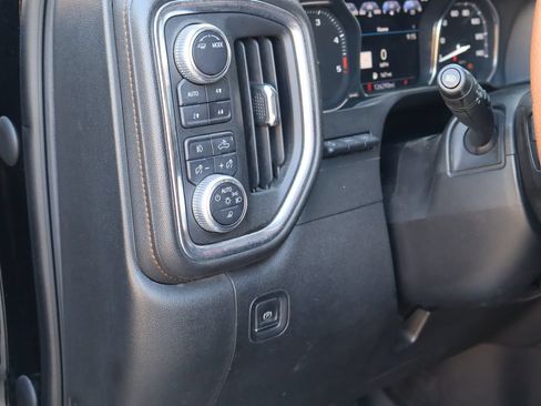 Used 2020 GMC Sierra 2500 AT4 w/ AT4 Premium Package AWD/4WD image 24