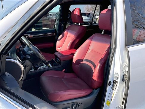 Used 2020 Lexus GX 460 Premium image 36