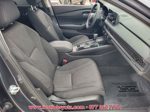 Used 2025 Honda Accord LX image 15