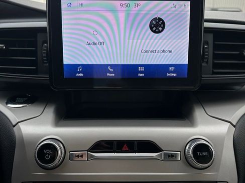 Used 2022 Ford Explorer XLT w/ Class IV Trailer Tow Package image 11