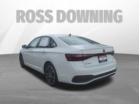Used 2025 Volkswagen Jetta Sport FWD image 6