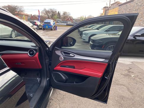 Used 2019 Alfa Romeo Stelvio Sport w/ Quick Order Package 22J Sport image 34