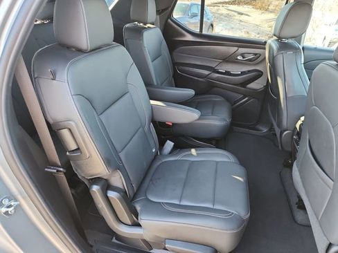 Certified 2023 Chevrolet Traverse LT image 25