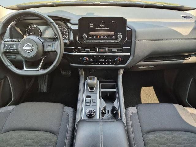 Certified 2025 Nissan Pathfinder SV AWD/4WD image 22