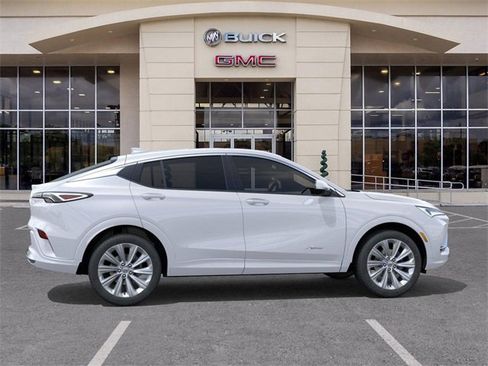 New 2025 Buick Envista Avenir image 5