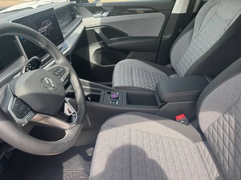 New 2026 Volkswagen Tiguan S FWD image 7