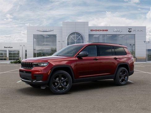 New 2025 Jeep Grand Cherokee L Altitude image 2