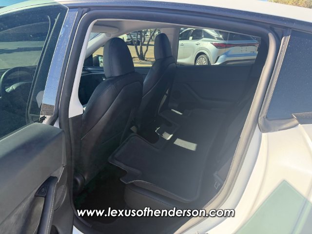 Used 2023 Tesla Model Y Performance AWD/4WD image 6
