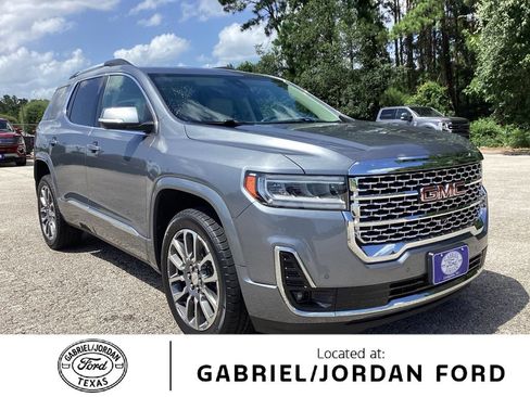 Used 2022 GMC Acadia Denali w/ Denali Technology Package AWD/4WD image 1
