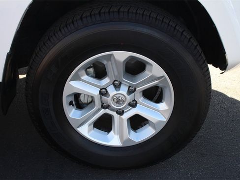 Used 2024 Toyota 4Runner SR5 image 14