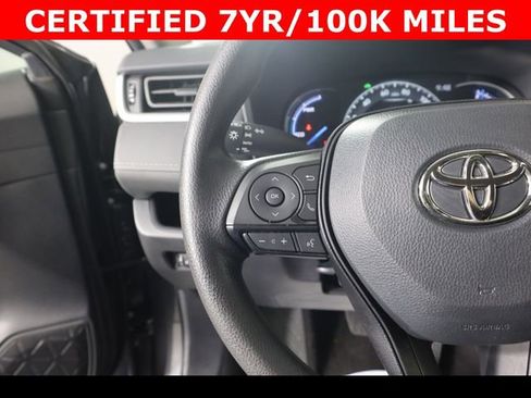 Used 2025 Toyota RAV4 XLE image 29