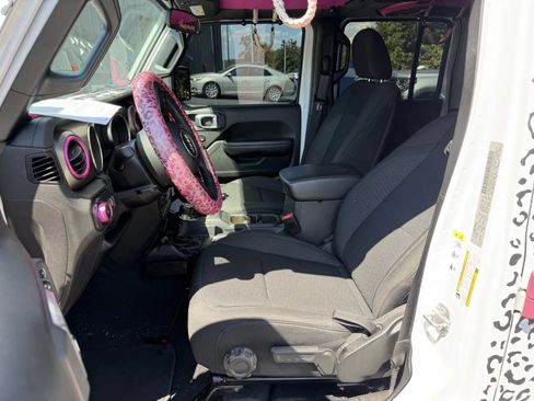 Used 2020 Jeep Wrangler Unlimited Sport S AWD/4WD image 6