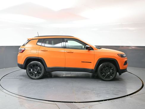 New 2026 Jeep Compass Latitude AWD/4WD image 2