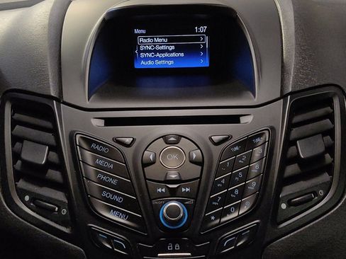 Used 2019 Ford Fiesta SE FWD image 25