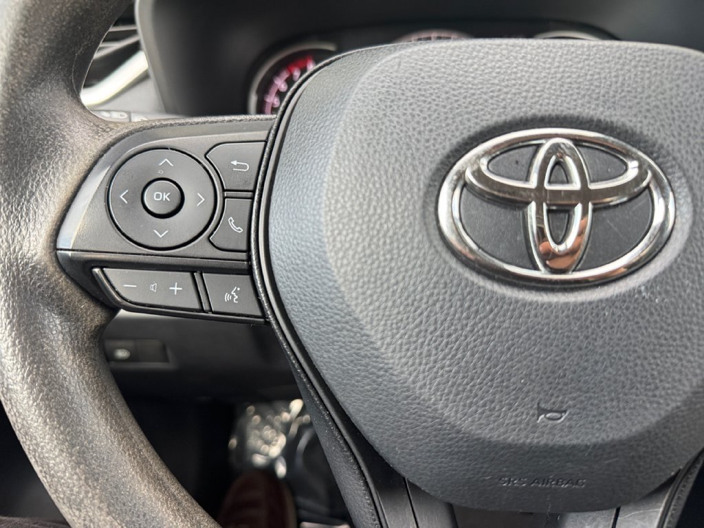 Used 2024 Toyota RAV4 LE AWD/4WD image 29