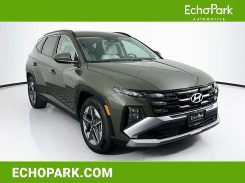 Used 2025 Hyundai Tucson SEL FWD image 1