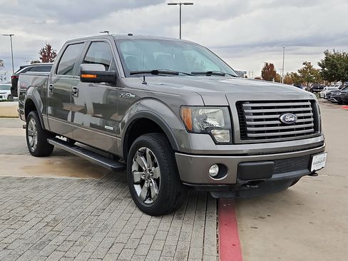Used 2011 Ford F150 FX4 w/ FX Luxury Pkg image 4
