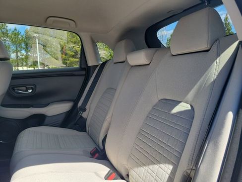 Certified 2026 Honda HR-V LX image 9