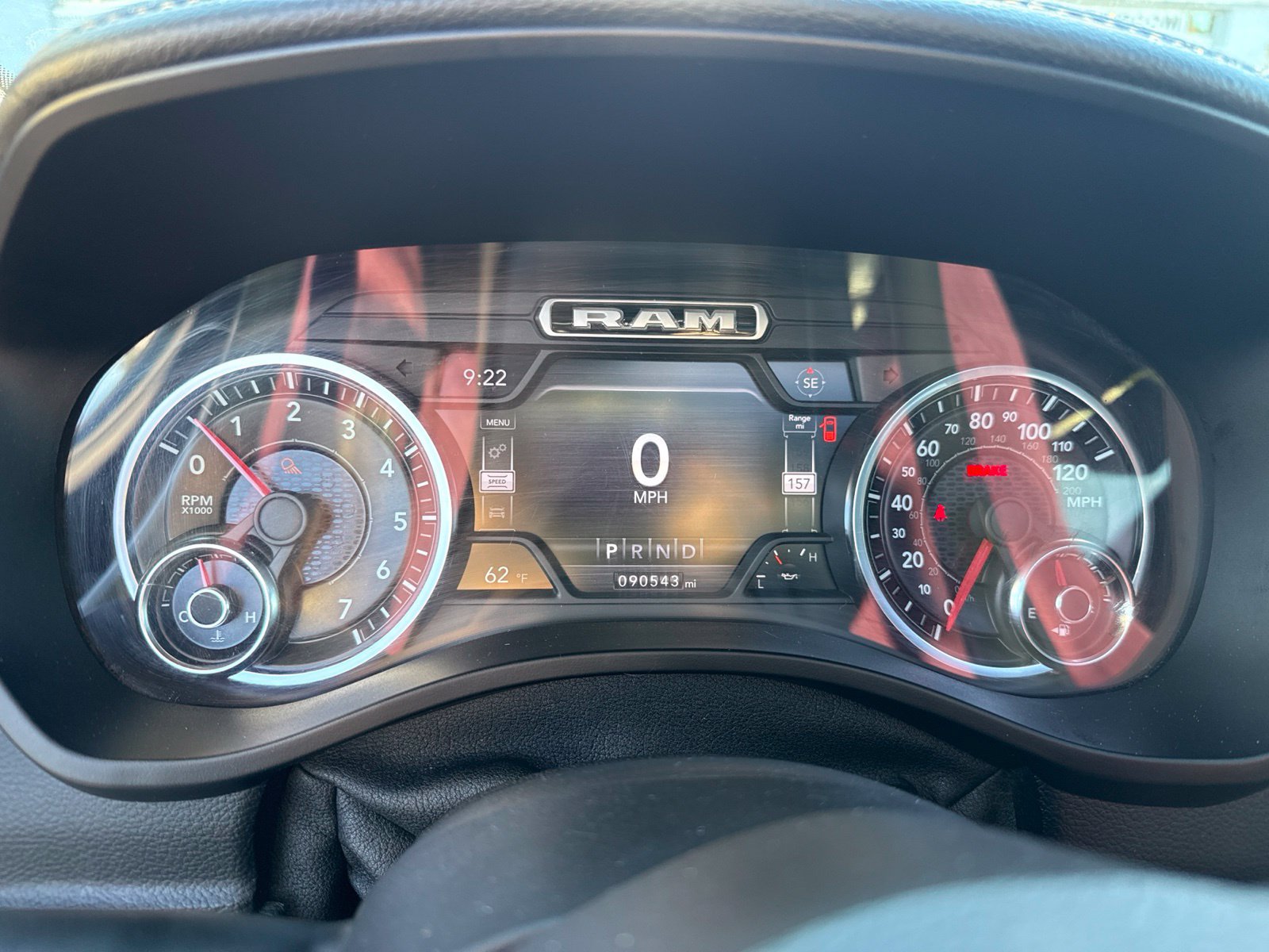 Used 2019 RAM 1500 Laramie AWD/4WD image 1