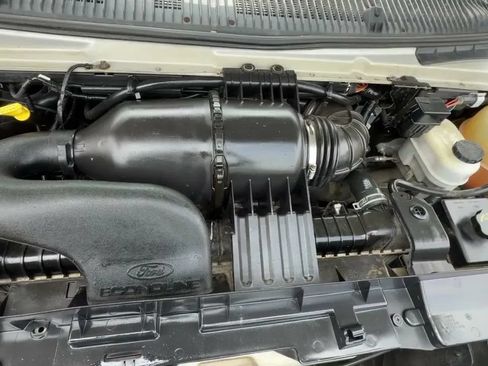 Used 2008 Ford E-350 and Econoline 350 XLT RWD image 9