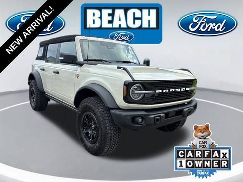 Used 2025 Ford Bronco Badlands AWD/4WD image 1