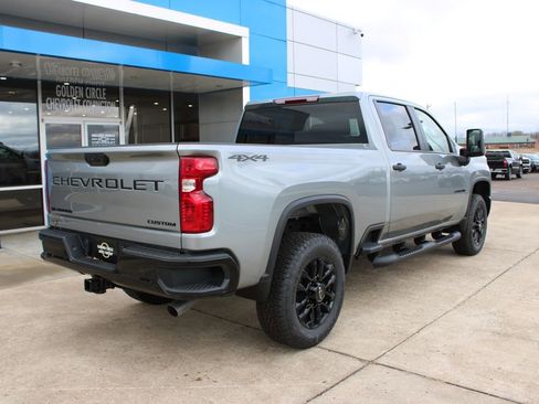 New 2026 Chevrolet Silverado 2500 Custom w/ Custom Convenience Package image 9