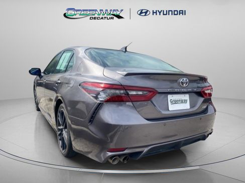 Used 2022 Toyota Camry XSE w/ Navigation Package image 7