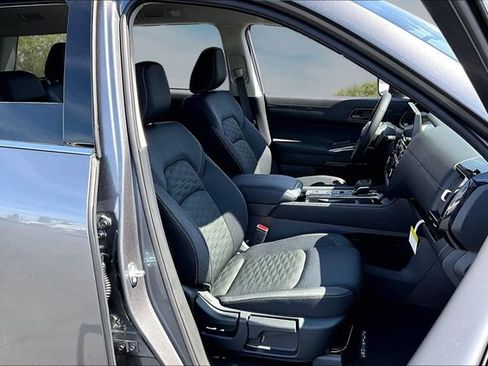 New 2026 Nissan Pathfinder SV FWD image 9