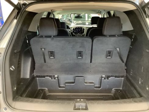 Used 2020 Chevrolet Traverse LT AWD/4WD image 17
