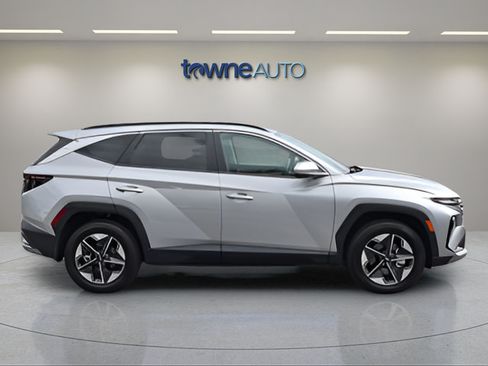 Used 2025 Hyundai Tucson SEL AWD/4WD image 6