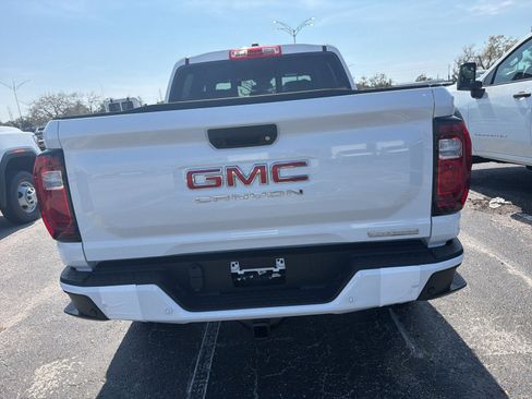 New 2026 GMC Canyon Elevation image 6