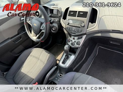 Used 2015 Chevrolet Sonic LT image 12