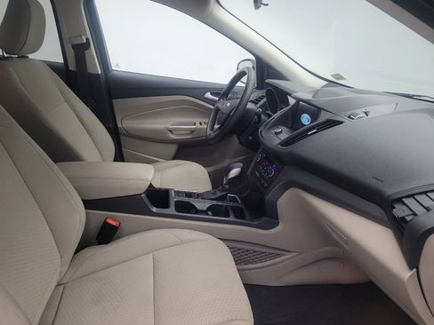 Used 2019 Ford Escape SE image 21