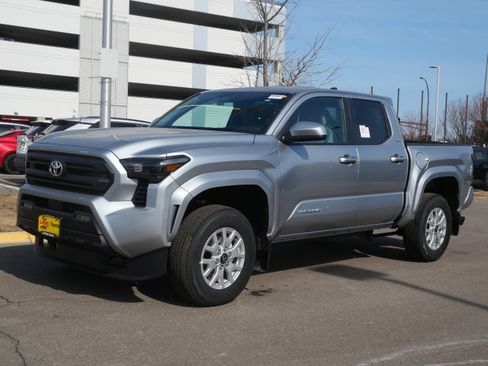 New 2026 Toyota Tacoma SR5 image 4