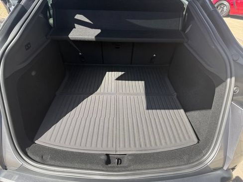 Used 2026 Tesla Model Y AWD image 23