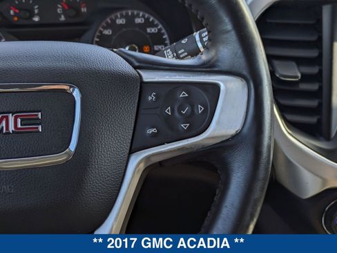 Used 2017 GMC Acadia SLE image 27