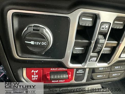 Used 2025 Jeep Wrangler Unlimited Sport S 4xe AWD/4WD image 18