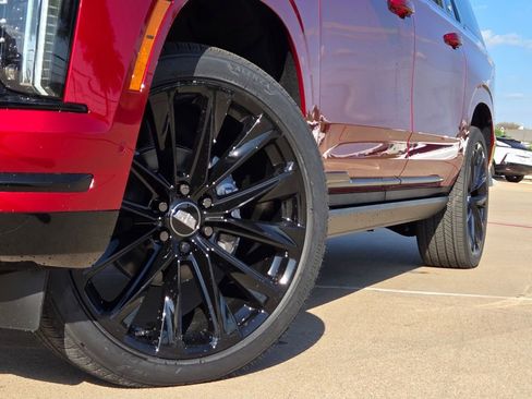 New 2026 Cadillac Escalade ESV Platinum Sport w/ LPO, ONYX Package image 8